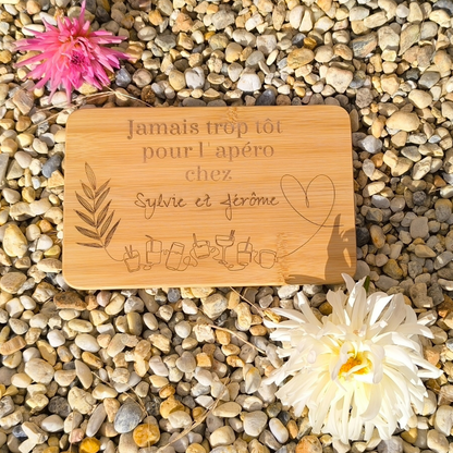 Planche apéro - "Jamais trop tôt pour l'apéro chez ..."